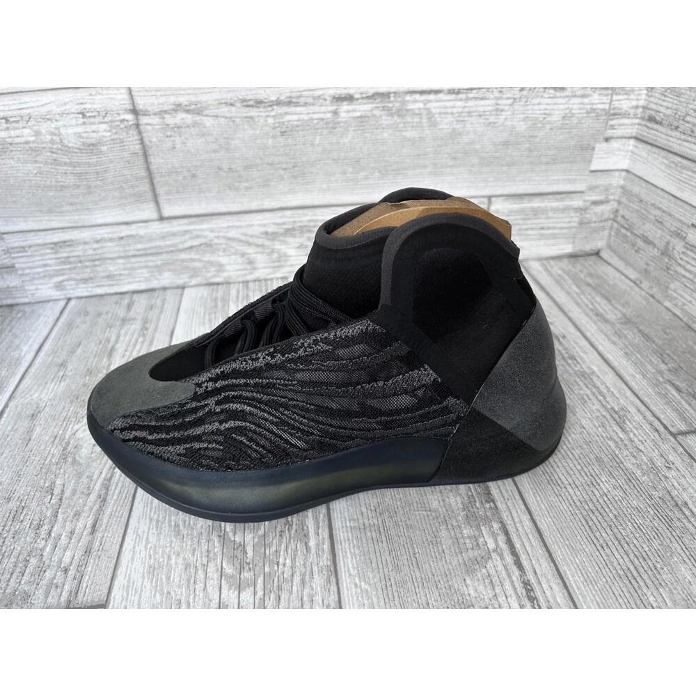 ADIDAS Yeezy QNTM Onyx GX1317 Size 5.5 Men GX1317 New in Box